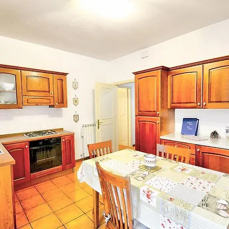 Sleeps 4 Apartment